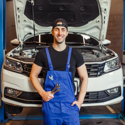 5 Señales de que Necesitas Llevar tu Auto a Mantenimiento Inmediatamente | Innyec