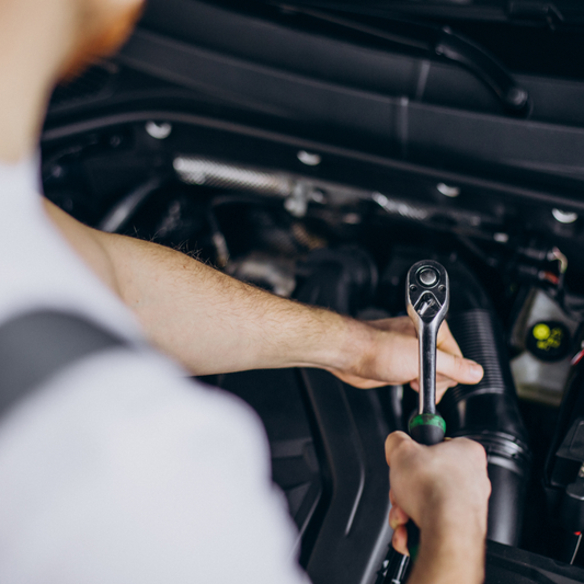 Cómo el Mantenimiento Automotriz Extiende la Vida de los Inyectores de tu Vehículo | Innyec