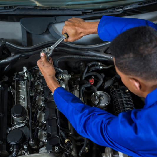 Descubre el Corazón de la Eficiencia: ¿Qué es un Laboratorio de Inyectores de Gasolina? Innyec te lo Explica
