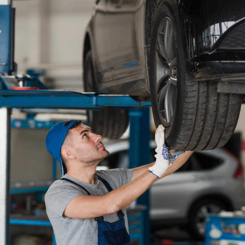 La Importancia de la Alineación de Ruedas Después de un Accidente: Consejos de Innyec para Mantener tu Vehículo en Óptimas Condiciones