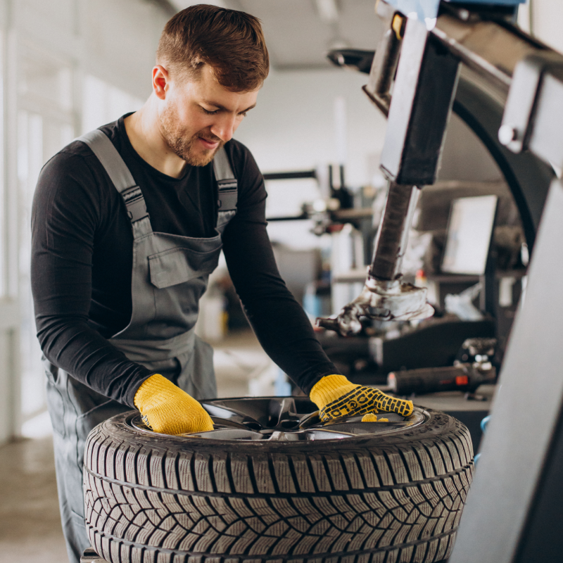 Mantenimiento de Neumáticos: Consejos y Trucos para una Conducción Segura y Eficiente con Innyec